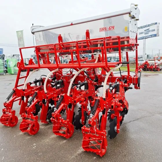 Cultivator cu fertilizare STRIP TILL, Bufer, 4 randuri, buncar de