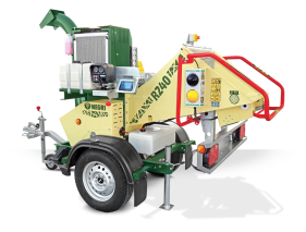 Tocator crengi si resturi vegetale R240, Negri, motor Kubota D722, omologat, cu sistem multifunctional de control,  NO STRESS