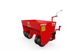 Nisipator cu perii tractat Redexim model Rink H1500