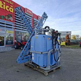 Erbicidator purtat Ideal model Poly, 400-1000 litri