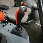 Imagine pentru Tractor LS model MT3.40GEAR, 40 CP, motor L3CRV-T4- Mitsubishi, Tier V,  tractiune 4x4 cu cadru ROPS
