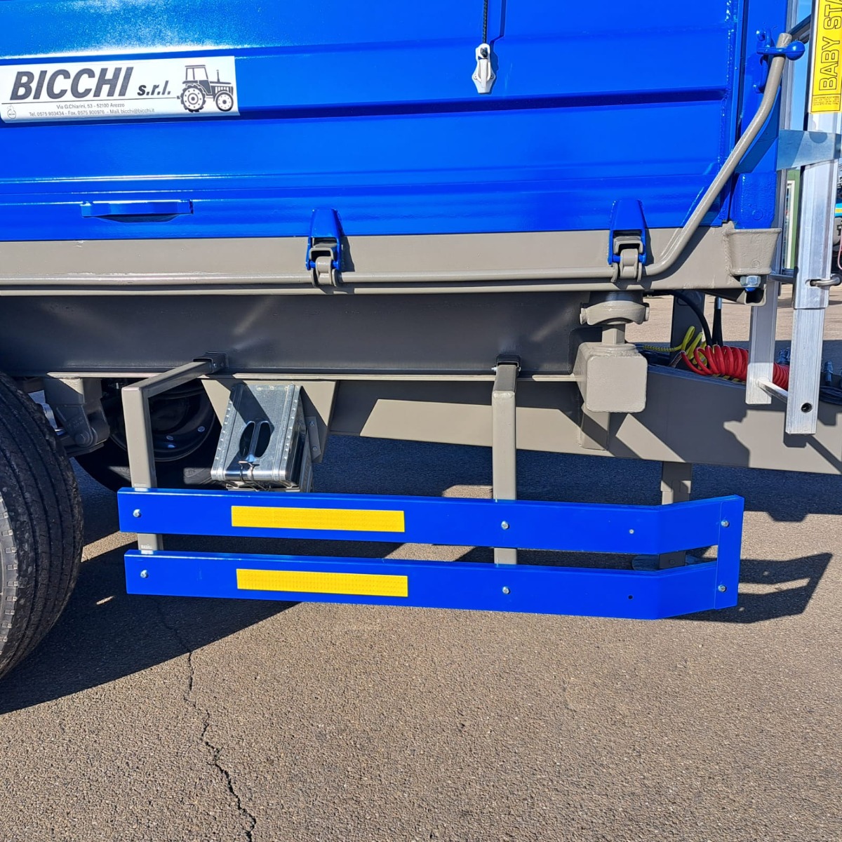 Imagine pentru Remorca agricola cu ax tandem Bicchi BT180-P2, 18 tone, franare pneumatica