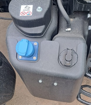 Imagine pentru Tractor LS, MT7.101GEAR, cu cabina, 101 CP, motor Iveco,  Tier V, tractiune 4x4, Standard
