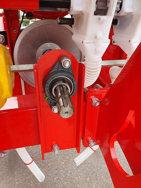 Prasitoare cu fertilizare jumbo inox Bufer, 1000 litri, 7-9 randuri, pliabila hidraulic 